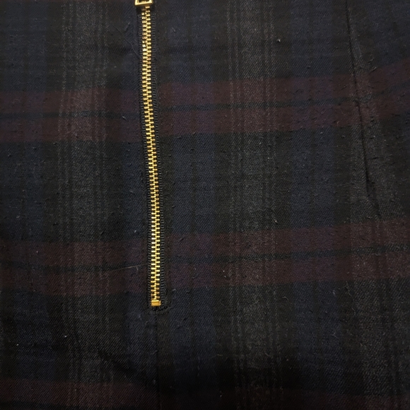 Bodycon plaid pencil skirt with gold hardware - Picture 5 of 5
